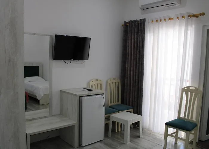 Kompleksi Jakaj Velipojë