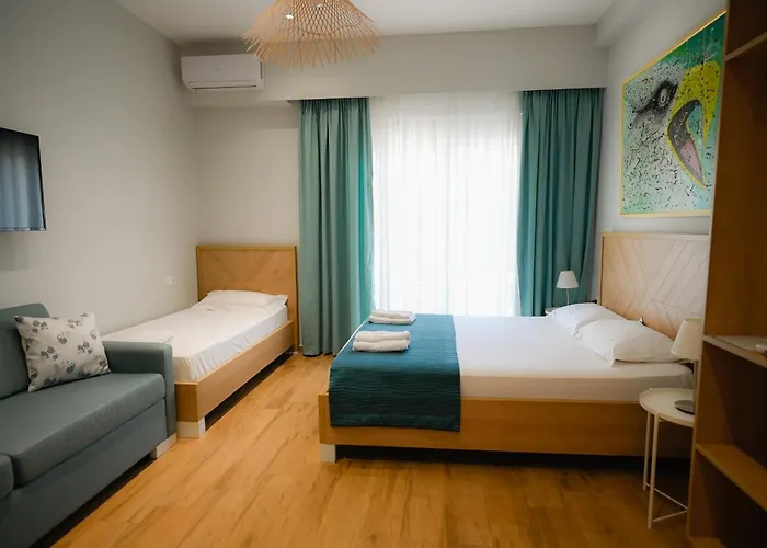 Oyster Central Suites Sarandë