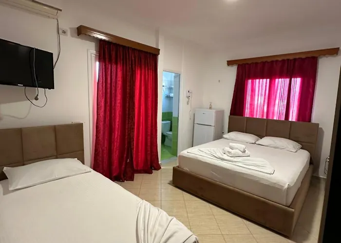 Vila Star Ksamil