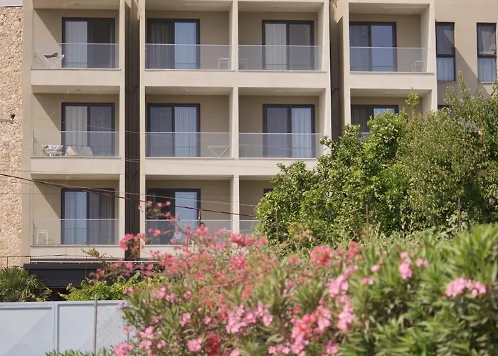 Hotel Qeparo