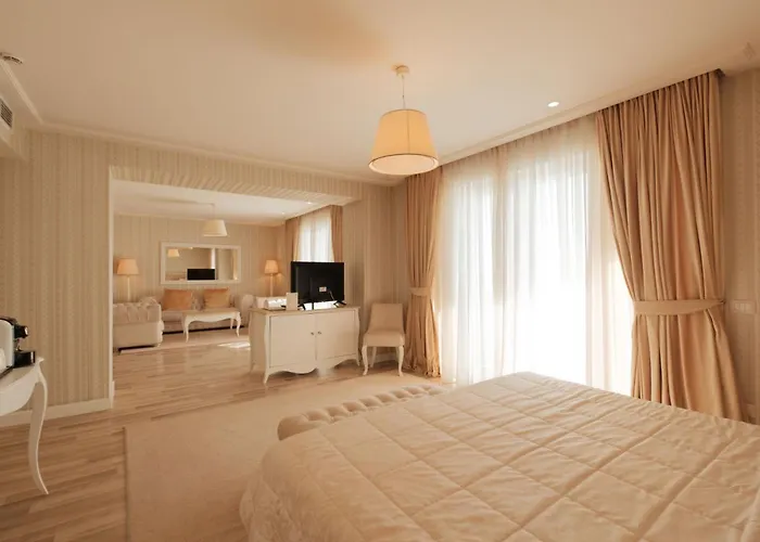 Palace Hotel & Spa Durrës