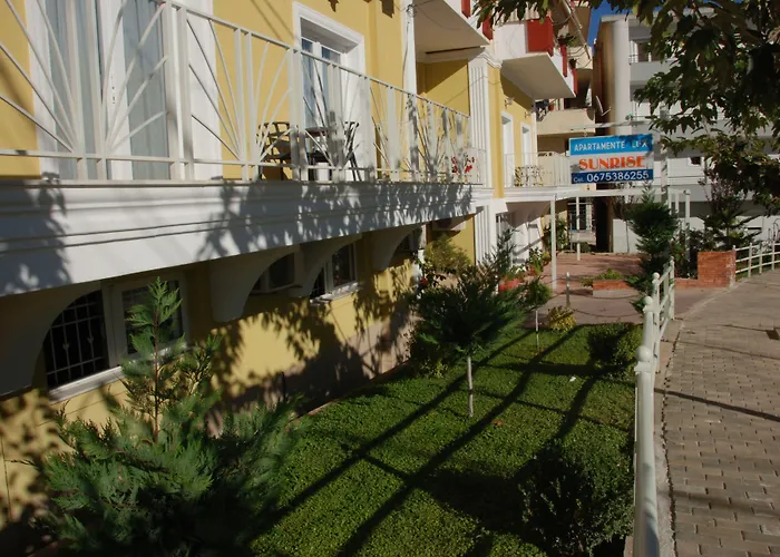 Sunrise Luxury Apartments Sarandë