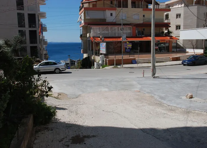 Nikos Hotel And Apartments Sarande