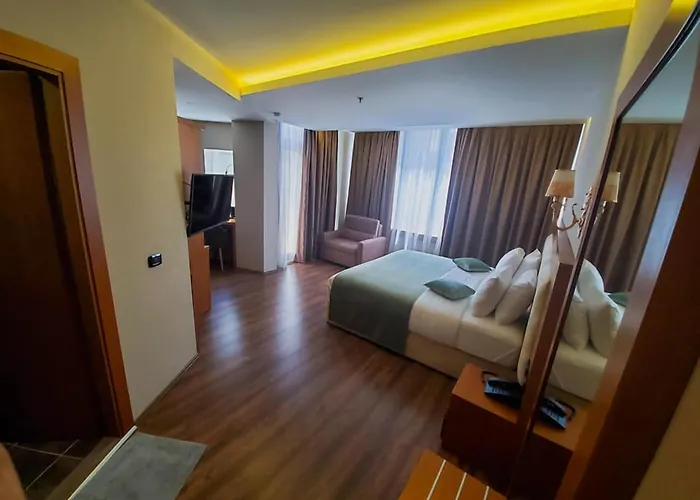 Albanopolis Hotel Tirana