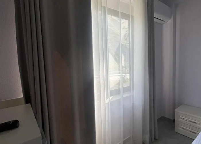 Hotel Ferrara Durres