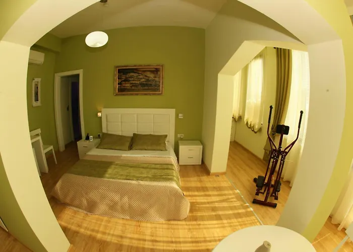 Hotel & Restaurant White City Berat