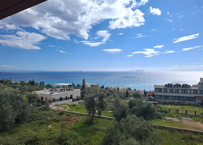 Yard Paradise Rooms Dhërmi
