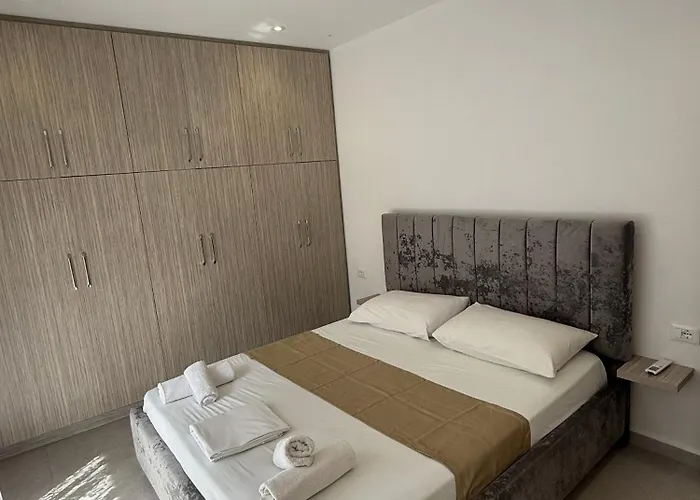 Luxury Room'S By Lika Sarande