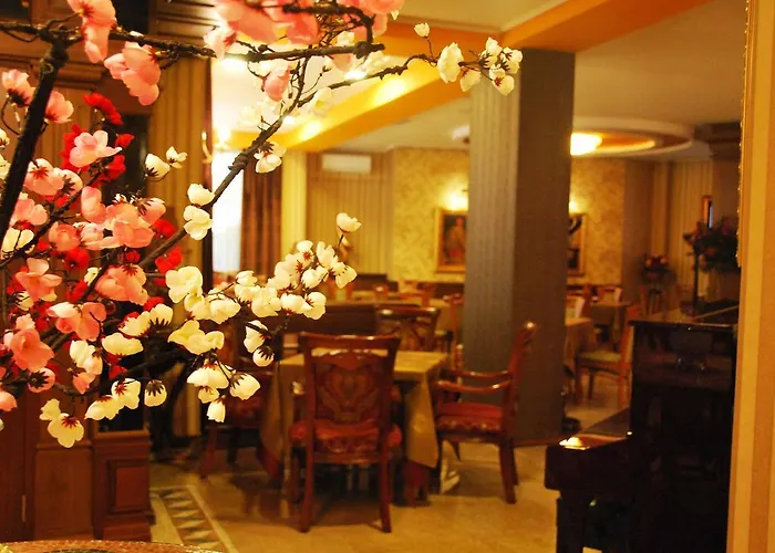 Tirana hotels near Et'hem Bey Mosque