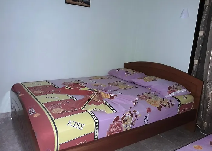 Tani'S Guesthouse Ksamil