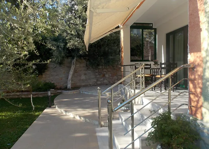 Elvin Apartments Sarande