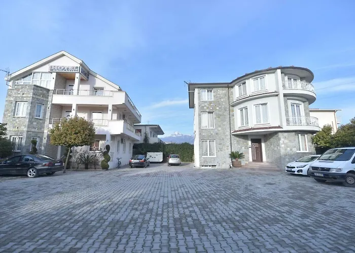 Hotel Emigranti Shkoder
