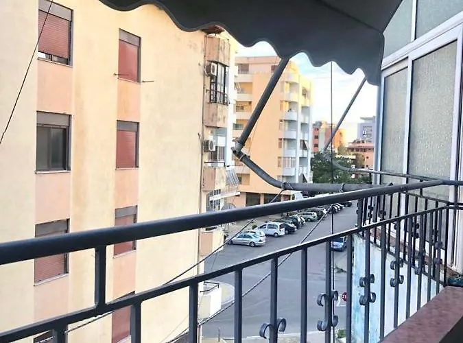 Boutique Kevin'S Apartment 100M From The Beach Durrës