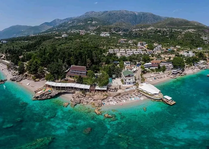 Guesthouse Riviera "Xh&M" Dhërmi