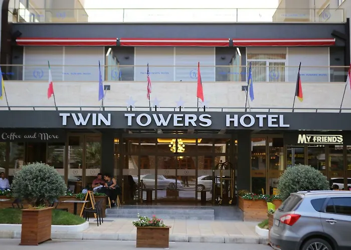 Boutique Twin Towers Hotel City&Beach Resort Shëngjin