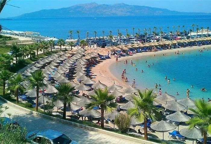 White Residence Apartament Sarande