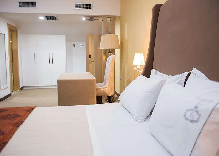 Santa Quaranta Hotel Sarande