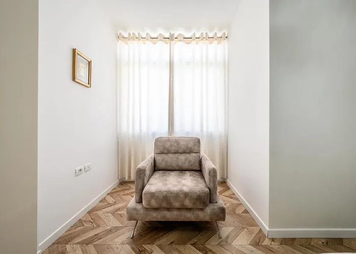 Miku Apartments-Luxury City View At Wilson Square Tirana